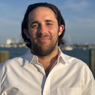 Daniel Alvarez Berkeley MIDS Headshot